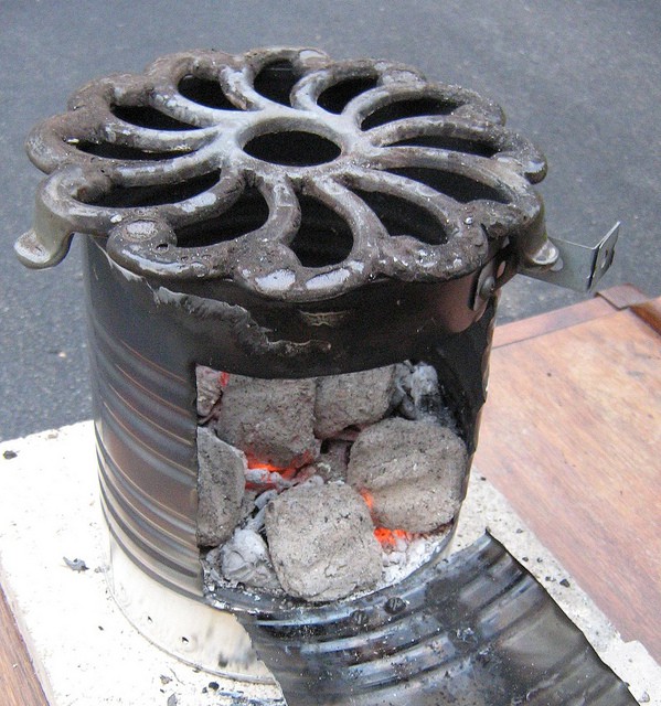 tin can rocket stove design