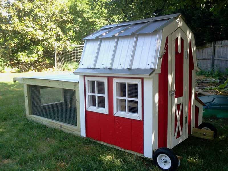 chicken coop out of old shed or kids play house