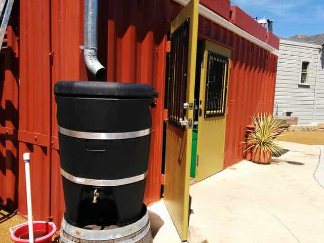 rainwater barrel with separate use faucet