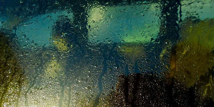 car window condensation