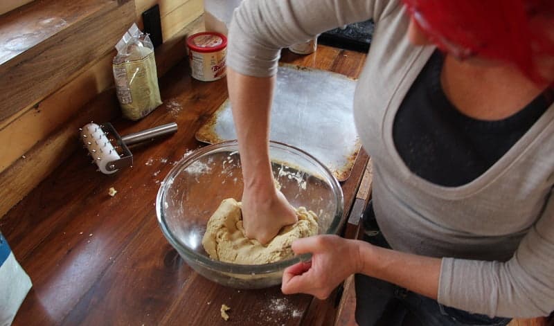 How to make hardtack: Kneading