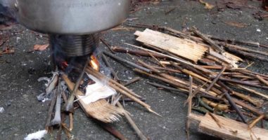 How to Make a Hobo Stove: Five Different Designs – Step By Step (with pictures)