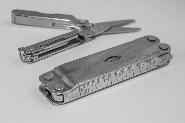 everyday carry multitool