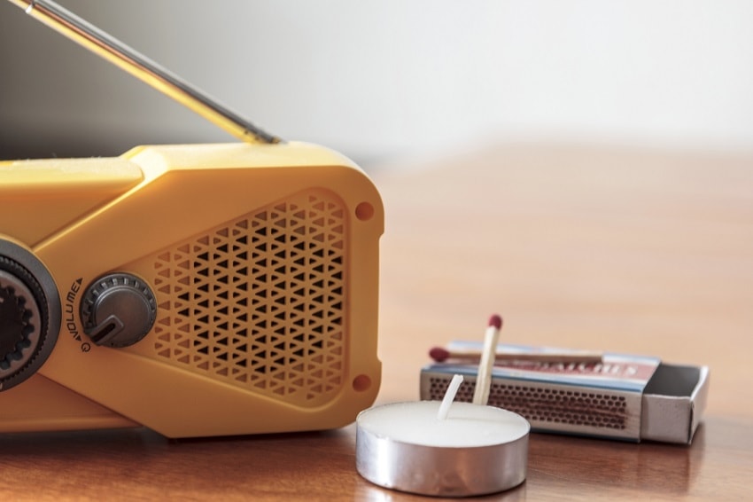 emergency radio