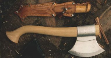 12 Essential Bushcraft Tools: Which Do You Really Need?
