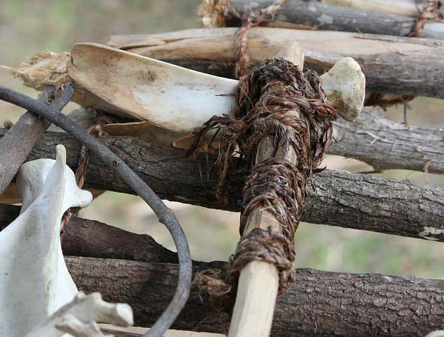 primitive bushcraft trowel from animal bones