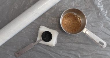 How to Make an Activated Charcoal Poultice