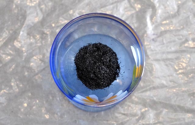 mixing activated charcoal with water