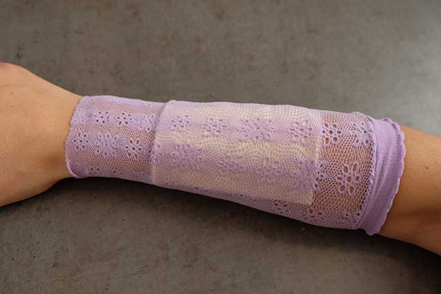 improvised compression bandage