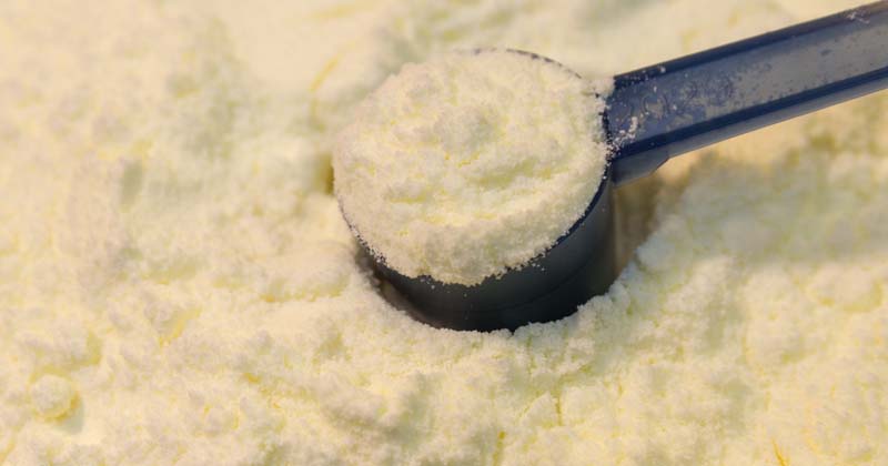 make DIY powdered milk
