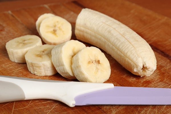 chopping bananas